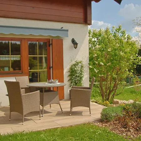 Heumanns Blockhaeuser Am Wald *